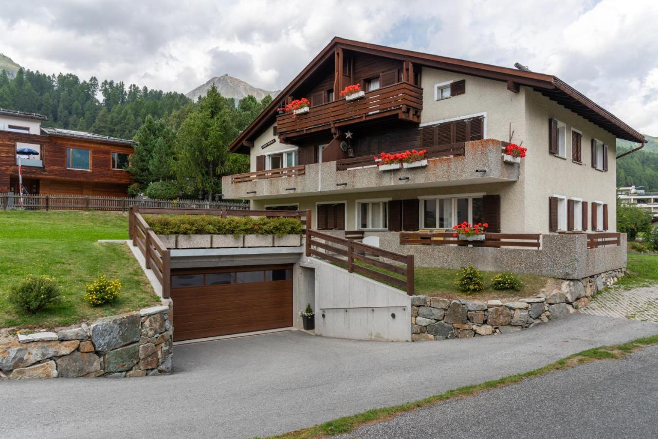 Ferienwohnung Chesa Michela - Champfer Exterior foto
